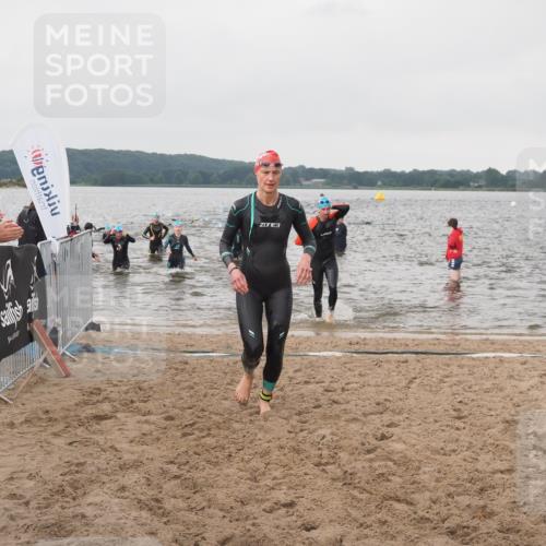 23.06.2024 - Viking Triathlon KatJ http://msf.ph/oto/6361552 23.06.2024 10:41:35 Schwimmen 15, 82, 161, 250, 419, 455, 553, 610 meine-sportfotos.de
