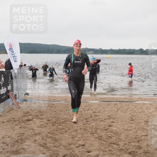 23.06.2024 - Viking Triathlon KatJ http://msf.ph/oto/6361553 23.06.2024 10:41:35 Schwimmen 15, 82, 161, 250, 419, 455, 553, 610 meine-sportfotos.de