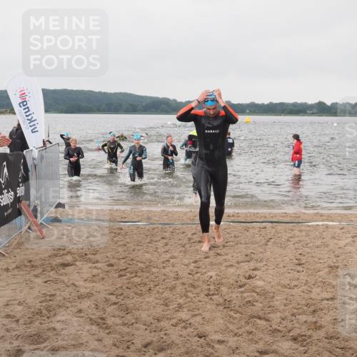 23.06.2024 - Viking Triathlon KatJ http://msf.ph/oto/6361557 23.06.2024 10:41:38 Schwimmen 15, 82, 161, 250, 419, 455, 553 meine-sportfotos.de