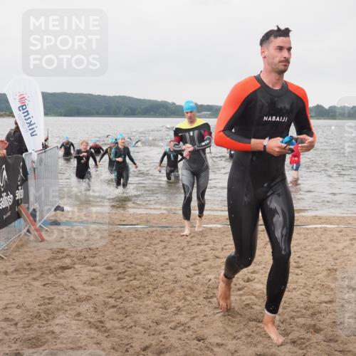 23.06.2024 - Viking Triathlon KatJ http://msf.ph/oto/6361567 23.06.2024 10:41:40 Schwimmen 15, 82, 161, 250, 419, 455, 553 meine-sportfotos.de