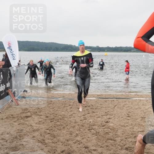 23.06.2024 - Viking Triathlon KatJ http://msf.ph/oto/6361571 23.06.2024 10:41:41 Schwimmen 15, 82, 161, 250, 419, 455, 553 meine-sportfotos.de