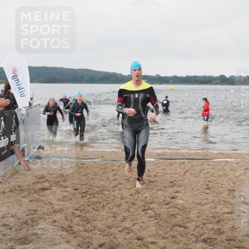 23.06.2024 - Viking Triathlon KatJ http://msf.ph/oto/6361577 23.06.2024 10:41:41 Schwimmen 15, 82, 161, 250, 419, 455, 553 meine-sportfotos.de