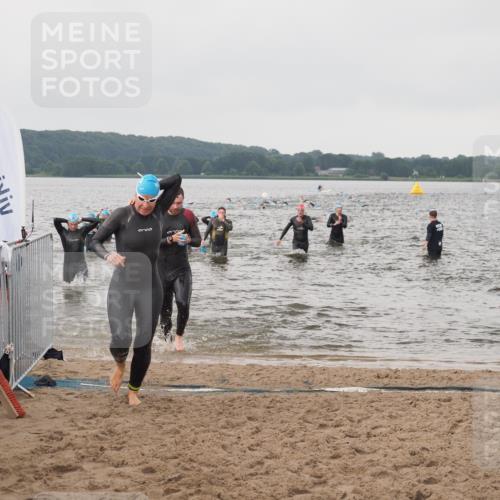 23.06.2024 - Viking Triathlon KatJ http://msf.ph/oto/6361642 23.06.2024 10:41:54 Schwimmen 171, 251, 287 meine-sportfotos.de