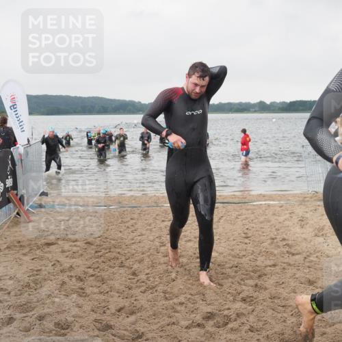 23.06.2024 - Viking Triathlon KatJ http://msf.ph/oto/6361670 23.06.2024 10:41:58 Schwimmen 171, 251, 287 meine-sportfotos.de