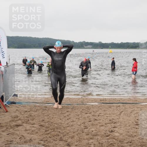 23.06.2024 - Viking Triathlon KatJ http://msf.ph/oto/6361686 23.06.2024 10:42:03 Schwimmen 133, 171, 437, 647 meine-sportfotos.de