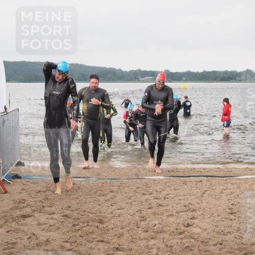 23.06.2024 - Viking Triathlon KatJ http://msf.ph/oto/6361696 23.06.2024 10:42:11 Schwimmen 27, 93, 133, 210, 320, 321, 437, 497, 522, 647 meine-sportfotos.de