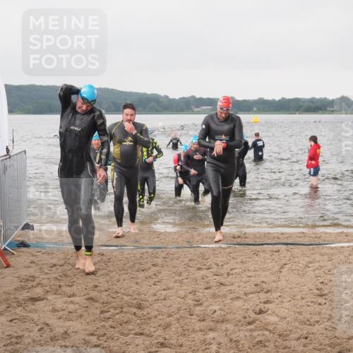 23.06.2024 - Viking Triathlon KatJ http://msf.ph/oto/6361699 23.06.2024 10:42:11 Schwimmen 27, 93, 133, 210, 320, 321, 437, 497, 522, 647 meine-sportfotos.de
