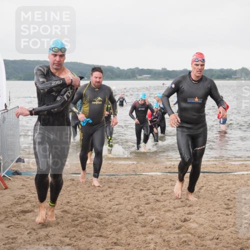23.06.2024 - Viking Triathlon KatJ http://msf.ph/oto/6361705 23.06.2024 10:42:12 Schwimmen 27, 93, 133, 210, 320, 321, 437, 497, 522, 647 meine-sportfotos.de