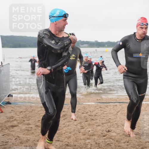 23.06.2024 - Viking Triathlon KatJ http://msf.ph/oto/6361718 23.06.2024 10:42:13 Schwimmen 27, 93, 133, 210, 320, 321, 437, 497, 522, 647 meine-sportfotos.de