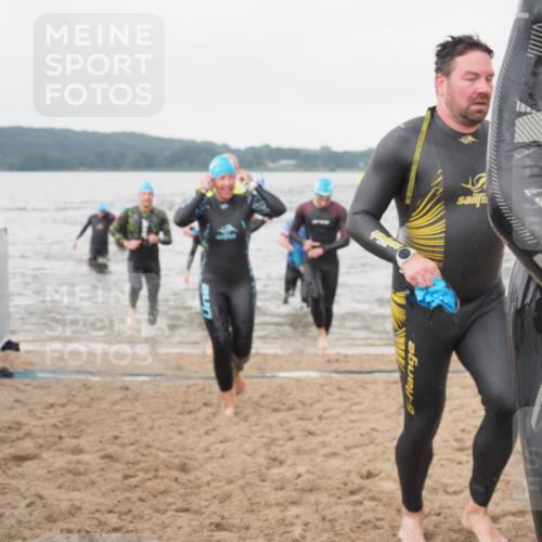23.06.2024 - Viking Triathlon KatJ http://msf.ph/oto/6361734 23.06.2024 10:42:15 Schwimmen 27, 93, 133, 210, 271, 320, 321, 497, 522, 647 meine-sportfotos.de