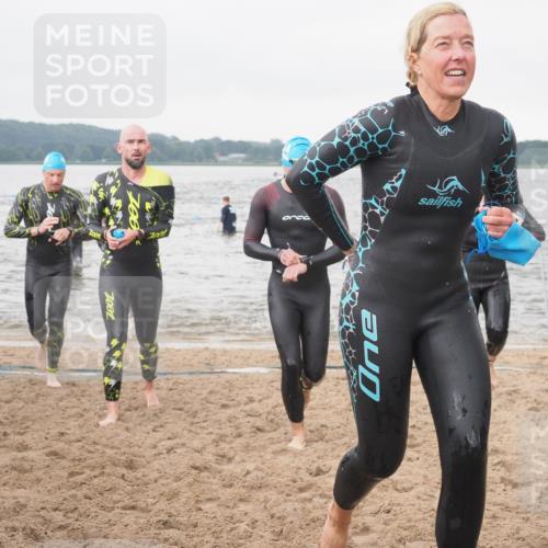 23.06.2024 - Viking Triathlon KatJ http://msf.ph/oto/6361759 23.06.2024 10:42:17 Schwimmen 27, 93, 210, 271, 320, 321, 497, 522 meine-sportfotos.de
