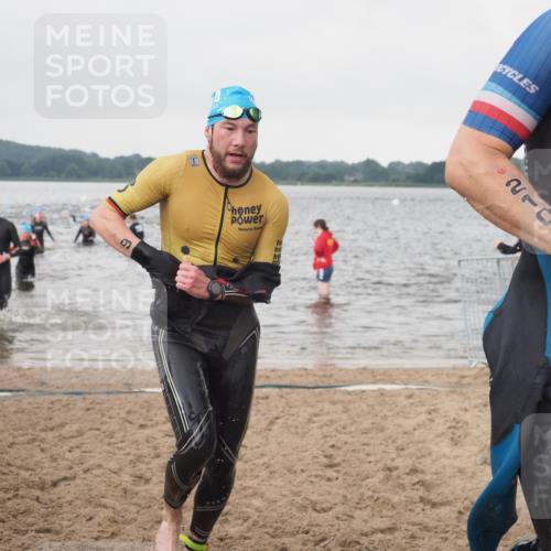 23.06.2024 - Viking Triathlon KatJ http://msf.ph/oto/6361807 23.06.2024 10:42:22 Schwimmen 93, 210, 271, 352, 497 meine-sportfotos.de