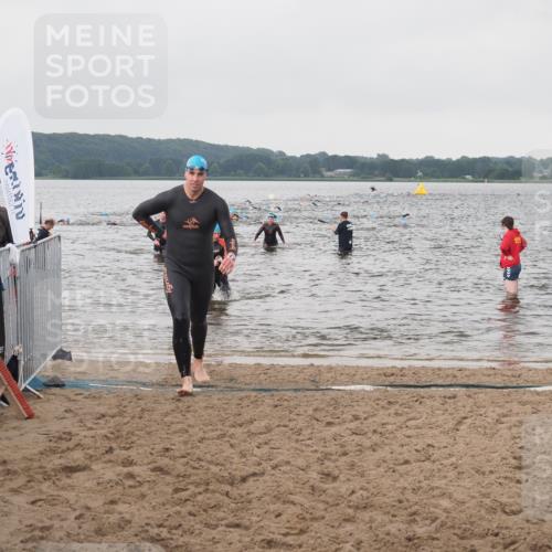 23.06.2024 - Viking Triathlon KatJ http://msf.ph/oto/6361815 23.06.2024 10:42:25 Schwimmen 271, 352 meine-sportfotos.de