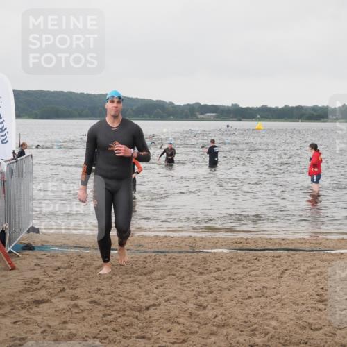 23.06.2024 - Viking Triathlon KatJ http://msf.ph/oto/6361823 23.06.2024 10:42:26 Schwimmen 271, 352 meine-sportfotos.de