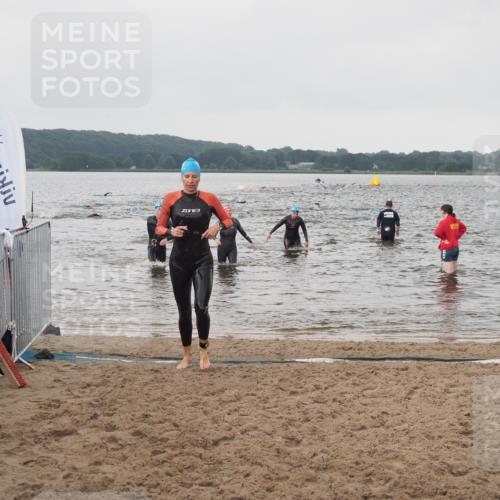 23.06.2024 - Viking Triathlon KatJ http://msf.ph/oto/6361843 23.06.2024 10:42:32 Schwimmen 115, 352, 639 meine-sportfotos.de