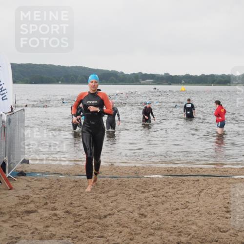 23.06.2024 - Viking Triathlon KatJ http://msf.ph/oto/6361852 23.06.2024 10:42:33 Schwimmen 115, 352, 639 meine-sportfotos.de