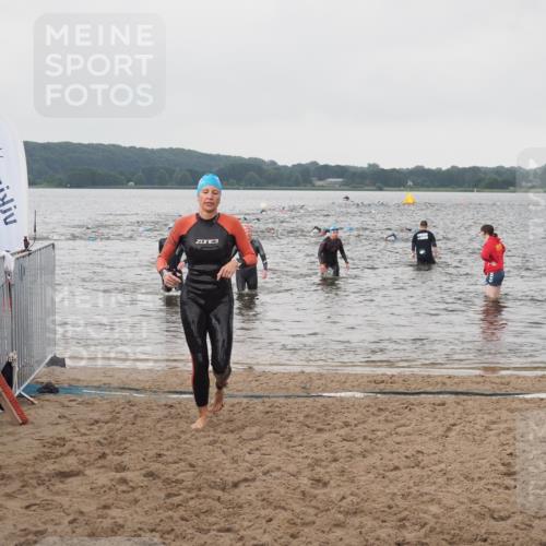23.06.2024 - Viking Triathlon KatJ http://msf.ph/oto/6361853 23.06.2024 10:42:33 Schwimmen 115, 352, 639 meine-sportfotos.de