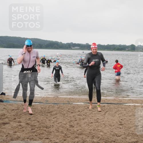 23.06.2024 - Viking Triathlon KatJ http://msf.ph/oto/6361876 23.06.2024 10:42:43 Schwimmen 115, 390, 424, 639 meine-sportfotos.de