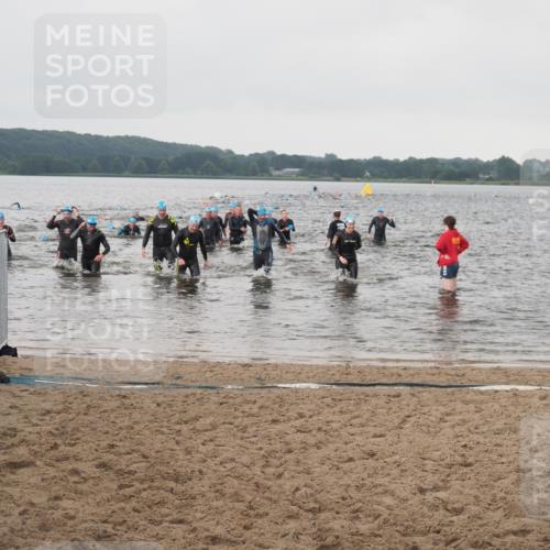 23.06.2024 - Viking Triathlon KatJ http://msf.ph/oto/6361932 23.06.2024 10:42:53 Schwimmen 152, 222, 489 meine-sportfotos.de