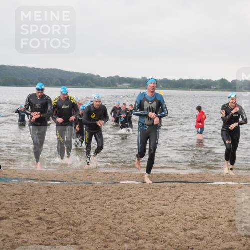23.06.2024 - Viking Triathlon KatJ http://msf.ph/oto/6361950 23.06.2024 10:43:02 Schwimmen 152, 163, 172, 196, 222, 338, 471, 489 meine-sportfotos.de