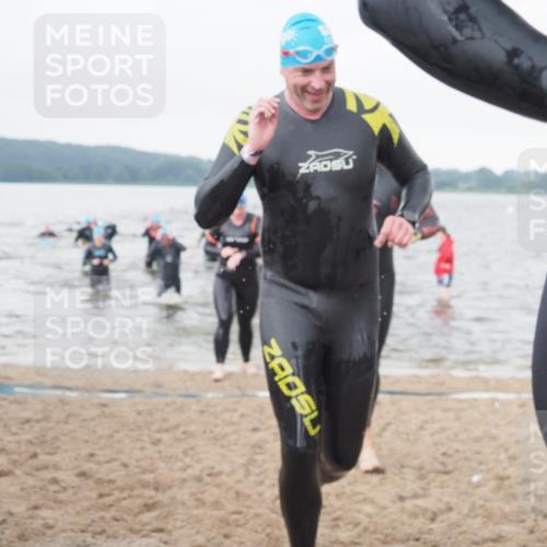 23.06.2024 - Viking Triathlon KatJ http://msf.ph/oto/6362000 23.06.2024 10:43:07 Schwimmen 67, 78, 109, 152, 163, 172, 196, 222, 244, 338, 471, 489, 500 meine-sportfotos.de