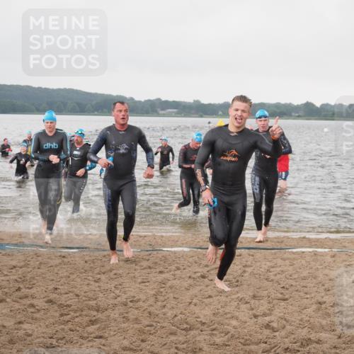 23.06.2024 - Viking Triathlon KatJ http://msf.ph/oto/6362047 23.06.2024 10:43:15 Schwimmen 67, 78, 109, 187, 196, 244, 268, 277, 392, 466, 500 meine-sportfotos.de