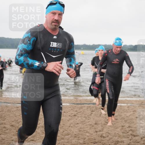 23.06.2024 - Viking Triathlon KatJ http://msf.ph/oto/6362115 23.06.2024 10:43:21 Schwimmen 187, 239, 244, 268, 277, 323, 392, 466, 500, 508 meine-sportfotos.de