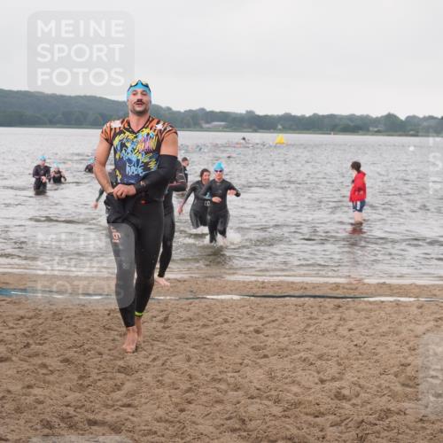 23.06.2024 - Viking Triathlon KatJ http://msf.ph/oto/6362219 23.06.2024 10:43:35 Schwimmen 65, 239, 347, 496, 537, 633 meine-sportfotos.de