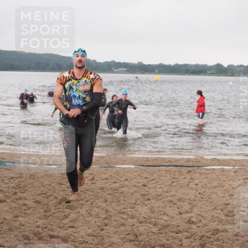 23.06.2024 - Viking Triathlon KatJ http://msf.ph/oto/6362221 23.06.2024 10:43:35 Schwimmen 65, 239, 347, 496, 537, 633 meine-sportfotos.de