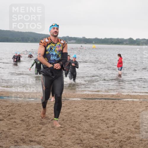 23.06.2024 - Viking Triathlon KatJ http://msf.ph/oto/6362225 23.06.2024 10:43:36 Schwimmen 65, 239, 347, 496, 537, 633 meine-sportfotos.de