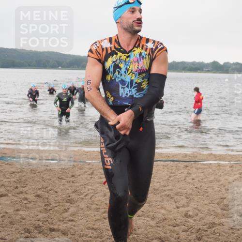 23.06.2024 - Viking Triathlon KatJ http://msf.ph/oto/6362235 23.06.2024 10:43:37 Schwimmen 65, 347, 496, 537, 633 meine-sportfotos.de