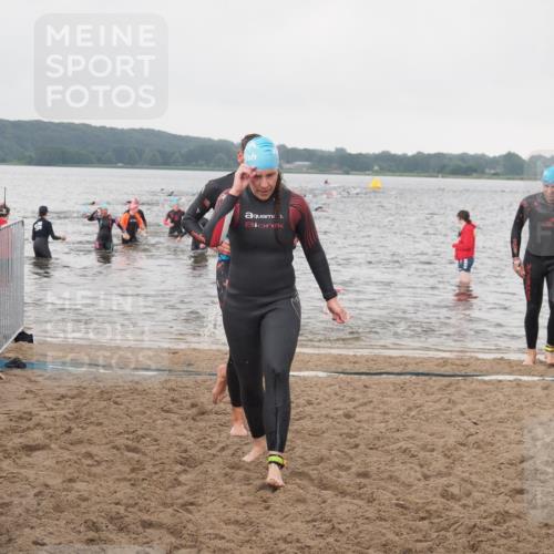 23.06.2024 - Viking Triathlon KatJ http://msf.ph/oto/6362369 23.06.2024 10:44:04 Schwimmen 52, 165, 166, 469 meine-sportfotos.de