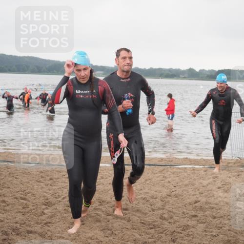 23.06.2024 - Viking Triathlon KatJ http://msf.ph/oto/6362375 23.06.2024 10:44:04 Schwimmen 52, 165, 166, 469 meine-sportfotos.de
