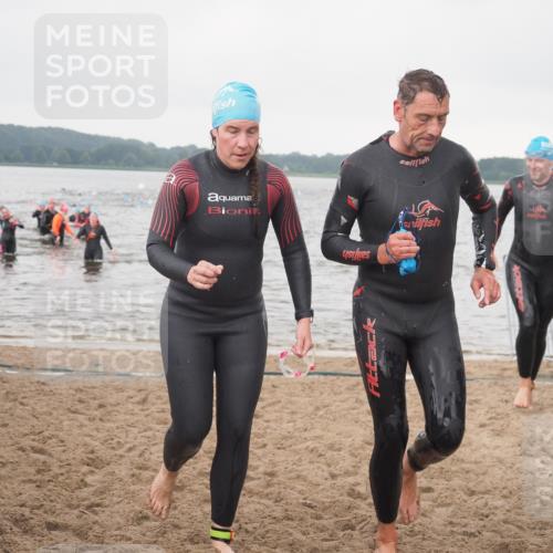 23.06.2024 - Viking Triathlon KatJ http://msf.ph/oto/6362384 23.06.2024 10:44:05 Schwimmen 52, 165, 166, 469 meine-sportfotos.de