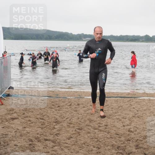 23.06.2024 - Viking Triathlon KatJ http://msf.ph/oto/6362386 23.06.2024 10:44:07 Schwimmen 52, 165, 270, 469, 618 meine-sportfotos.de