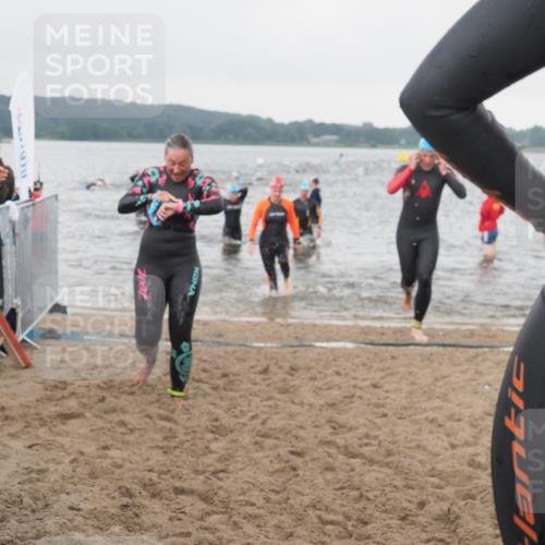 23.06.2024 - Viking Triathlon KatJ http://msf.ph/oto/6362431 23.06.2024 10:44:19 Schwimmen 60, 77, 148, 270, 509, 618, 651 meine-sportfotos.de