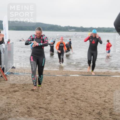 23.06.2024 - Viking Triathlon KatJ http://msf.ph/oto/6362433 23.06.2024 10:44:20 Schwimmen 60, 77, 148, 270, 509, 618, 651 meine-sportfotos.de