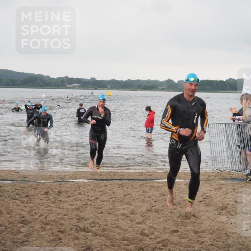 23.06.2024 - Viking Triathlon KatJ http://msf.ph/oto/6362479 23.06.2024 10:44:29 Schwimmen 77, 334, 509, 519 meine-sportfotos.de