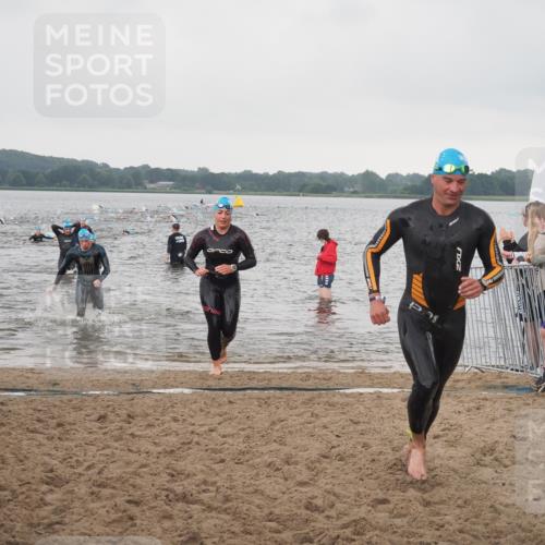 23.06.2024 - Viking Triathlon KatJ http://msf.ph/oto/6362483 23.06.2024 10:44:29 Schwimmen 77, 334, 509, 519 meine-sportfotos.de