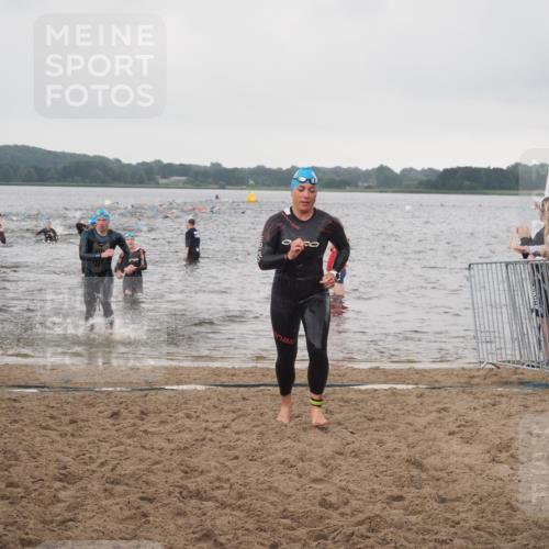 23.06.2024 - Viking Triathlon KatJ http://msf.ph/oto/6362500 23.06.2024 10:44:30 Schwimmen 77, 334, 509, 519 meine-sportfotos.de
