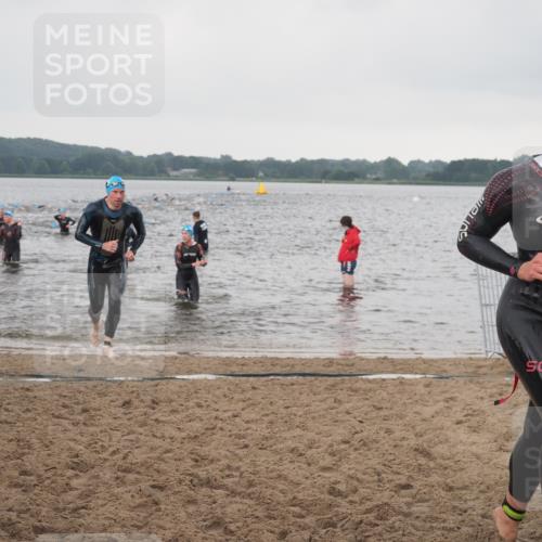 23.06.2024 - Viking Triathlon KatJ http://msf.ph/oto/6362504 23.06.2024 10:44:32 Schwimmen 35, 77, 334, 509, 519 meine-sportfotos.de