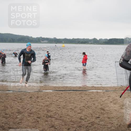 23.06.2024 - Viking Triathlon KatJ http://msf.ph/oto/6362506 23.06.2024 10:44:32 Schwimmen 35, 77, 334, 509, 519 meine-sportfotos.de