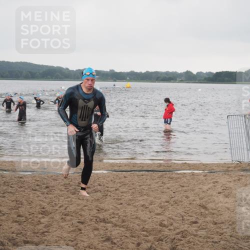 23.06.2024 - Viking Triathlon KatJ http://msf.ph/oto/6362513 23.06.2024 10:44:34 Schwimmen 35, 77, 334, 519 meine-sportfotos.de