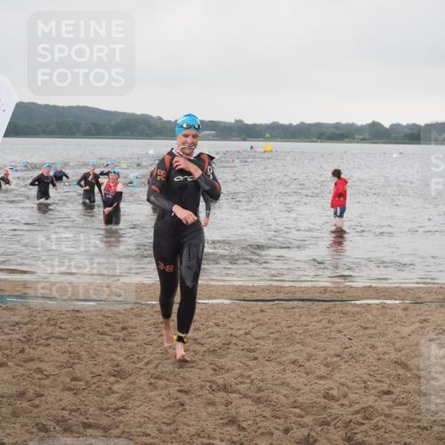 23.06.2024 - Viking Triathlon KatJ http://msf.ph/oto/6362532 23.06.2024 10:44:38 Schwimmen 35, 334, 378, 511 meine-sportfotos.de