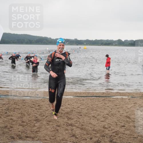 23.06.2024 - Viking Triathlon KatJ http://msf.ph/oto/6362534 23.06.2024 10:44:38 Schwimmen 35, 334, 378, 511 meine-sportfotos.de