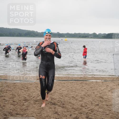 23.06.2024 - Viking Triathlon KatJ http://msf.ph/oto/6362540 23.06.2024 10:44:39 Schwimmen 35, 334, 378, 511 meine-sportfotos.de