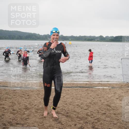23.06.2024 - Viking Triathlon KatJ http://msf.ph/oto/6362541 23.06.2024 10:44:39 Schwimmen 35, 334, 378, 511 meine-sportfotos.de