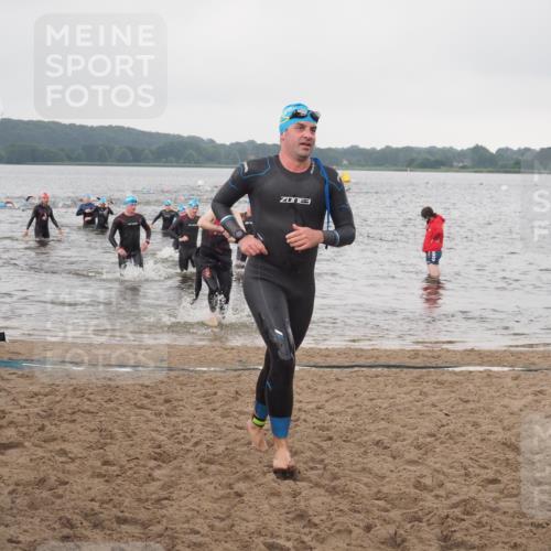 23.06.2024 - Viking Triathlon KatJ http://msf.ph/oto/6362570 23.06.2024 10:44:43 Schwimmen 35, 121, 371, 378, 511, 532 meine-sportfotos.de