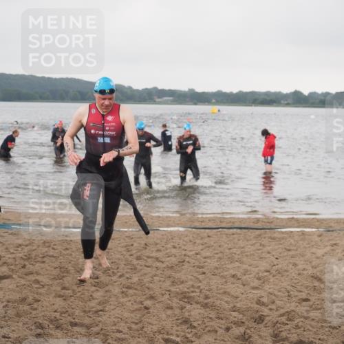 23.06.2024 - Viking Triathlon KatJ http://msf.ph/oto/6362578 23.06.2024 10:44:47 Schwimmen 121, 371, 378, 511, 532, 649 meine-sportfotos.de