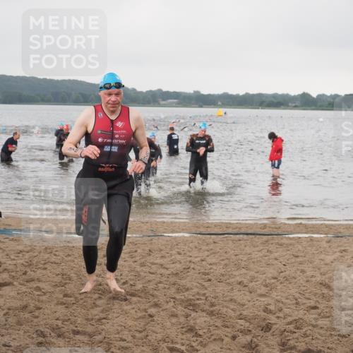 23.06.2024 - Viking Triathlon KatJ http://msf.ph/oto/6362582 23.06.2024 10:44:47 Schwimmen 121, 371, 378, 511, 532, 649 meine-sportfotos.de